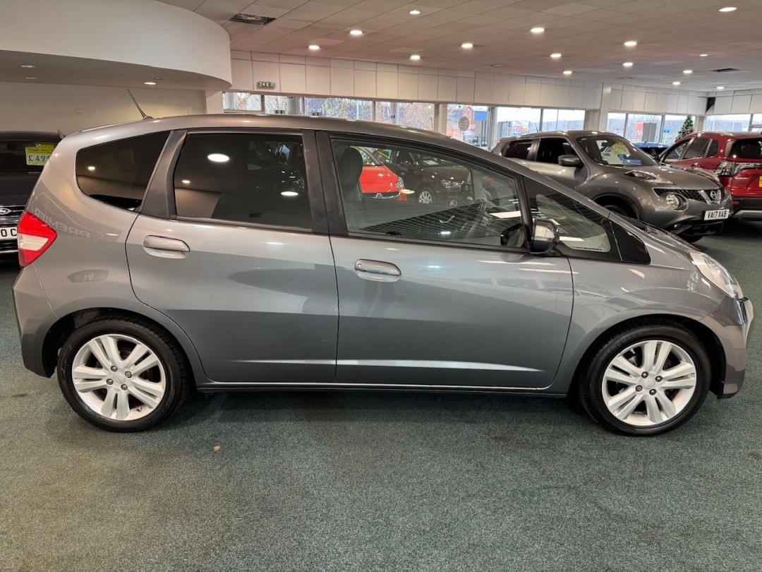 Used Honda Jazz 2015 for sale - 77200676: Photo 6