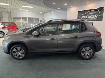 Used Peugeot 2008 2017 for sale - 79641403: Photo