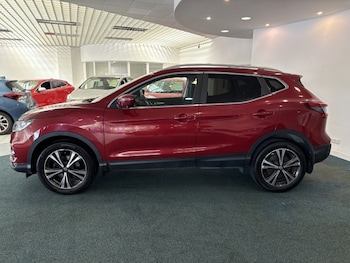 Used Nissan Qashqai 2017 for sale - 75701261: Photo
