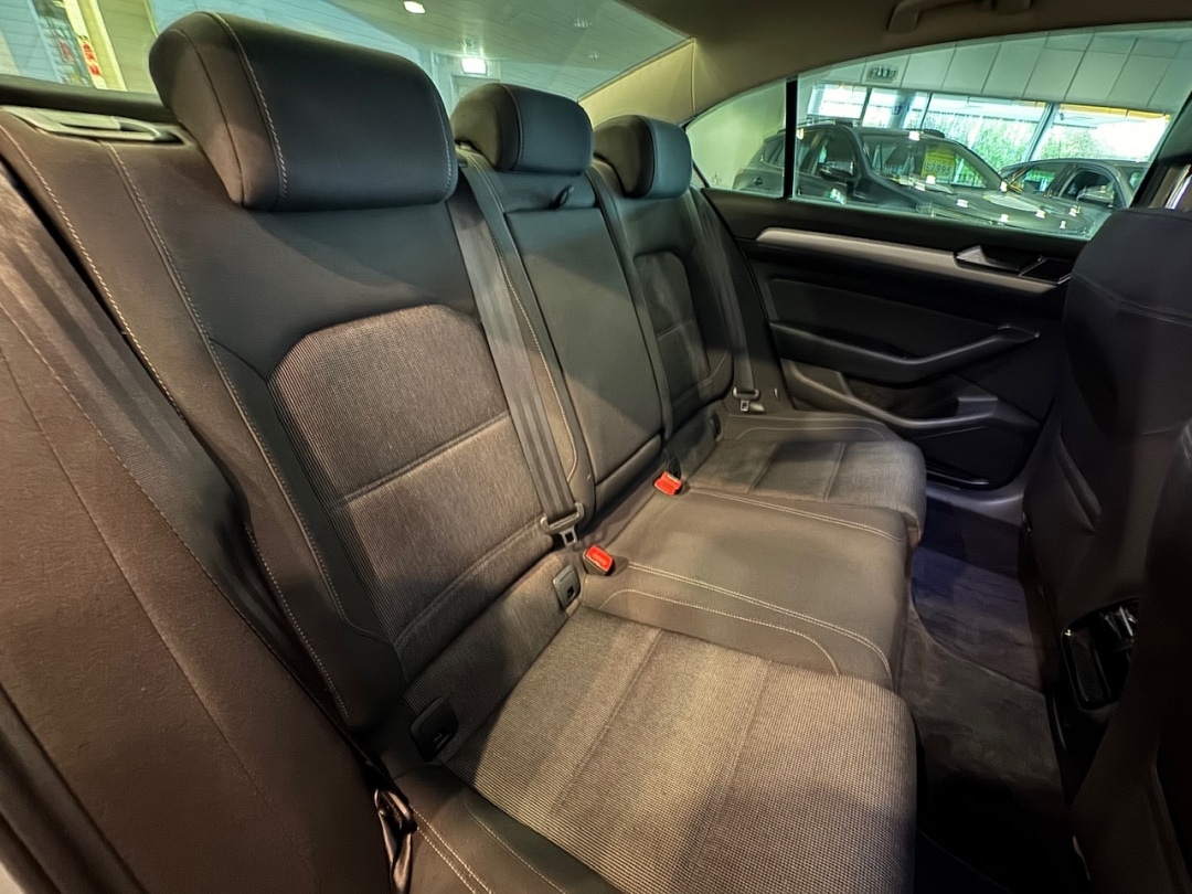 Used Volkswagen Passat 2017 for sale - 76791631: Photo 30