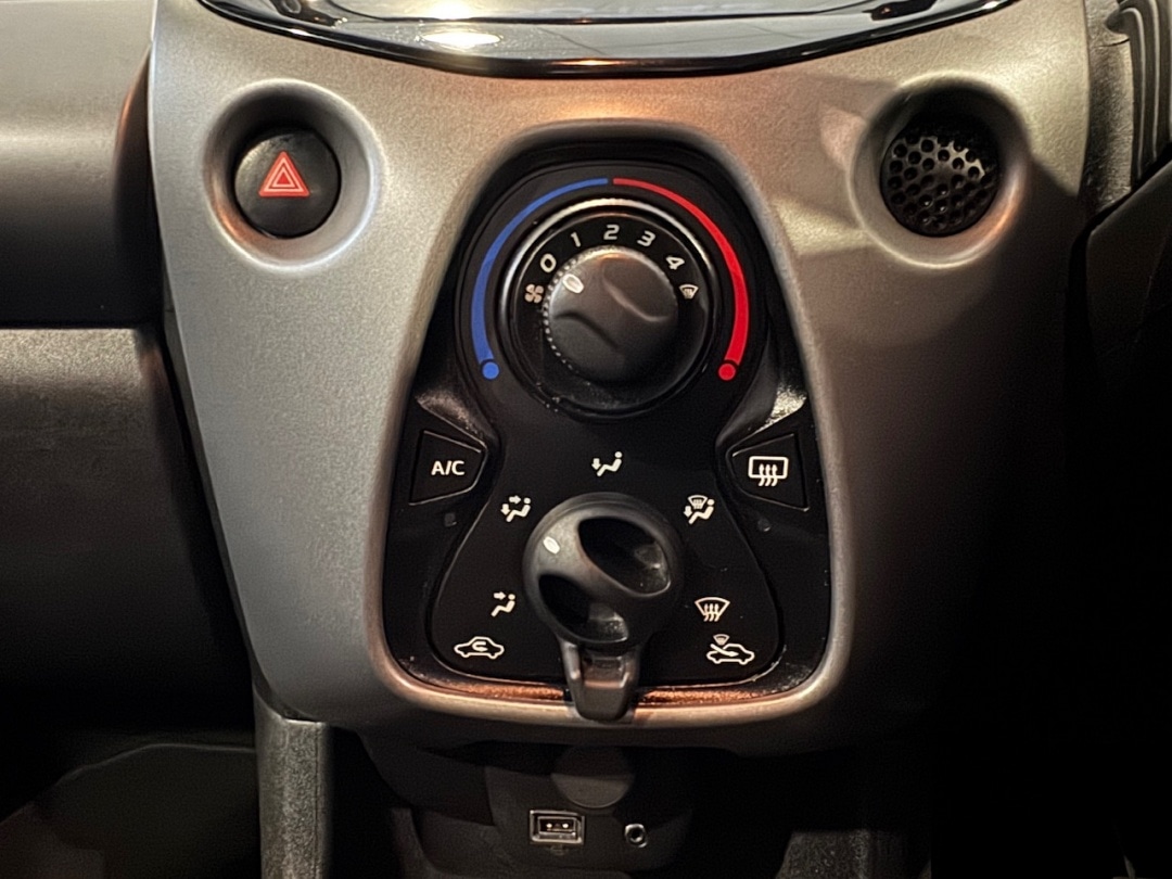 Used Toyota AYGO 2020 for sale - 76791639: Photo 24