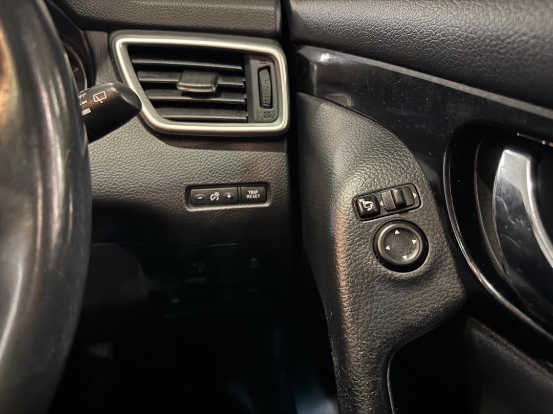 Used Nissan Qashqai 2014 for sale - 76892648: Photo 28