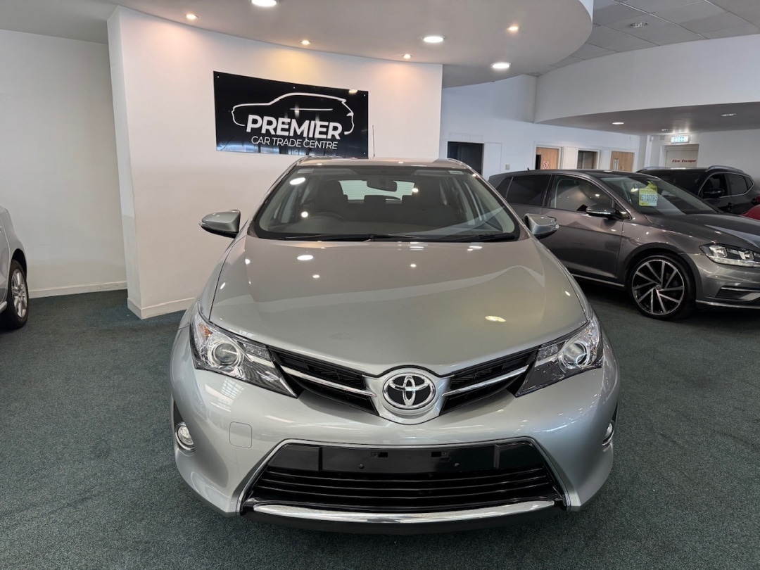Used Toyota Auris 2013 for sale - 78043731: Photo 2