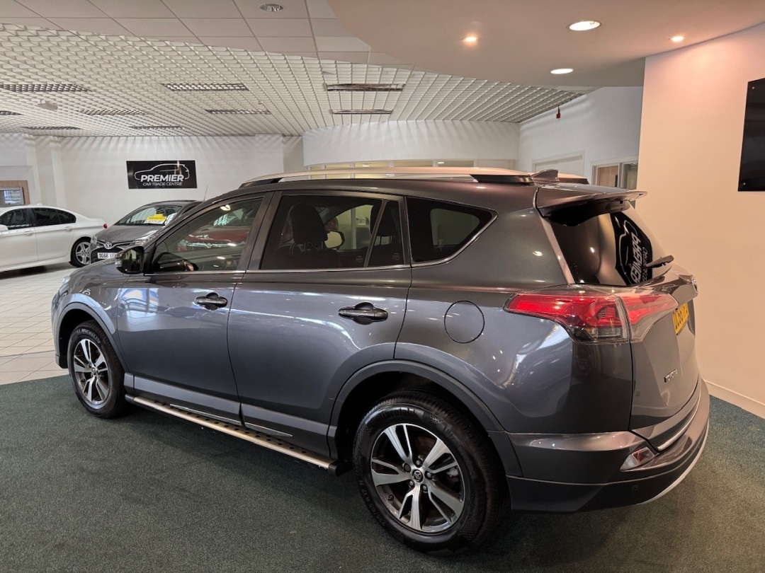 Used Toyota RAV4 2016 for sale - 76392088: Photo 12