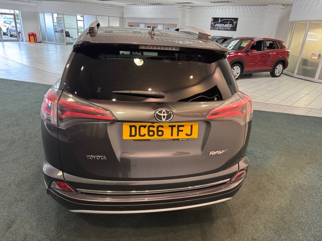 Used Toyota RAV4 2016 for sale - 76392088: Photo 14