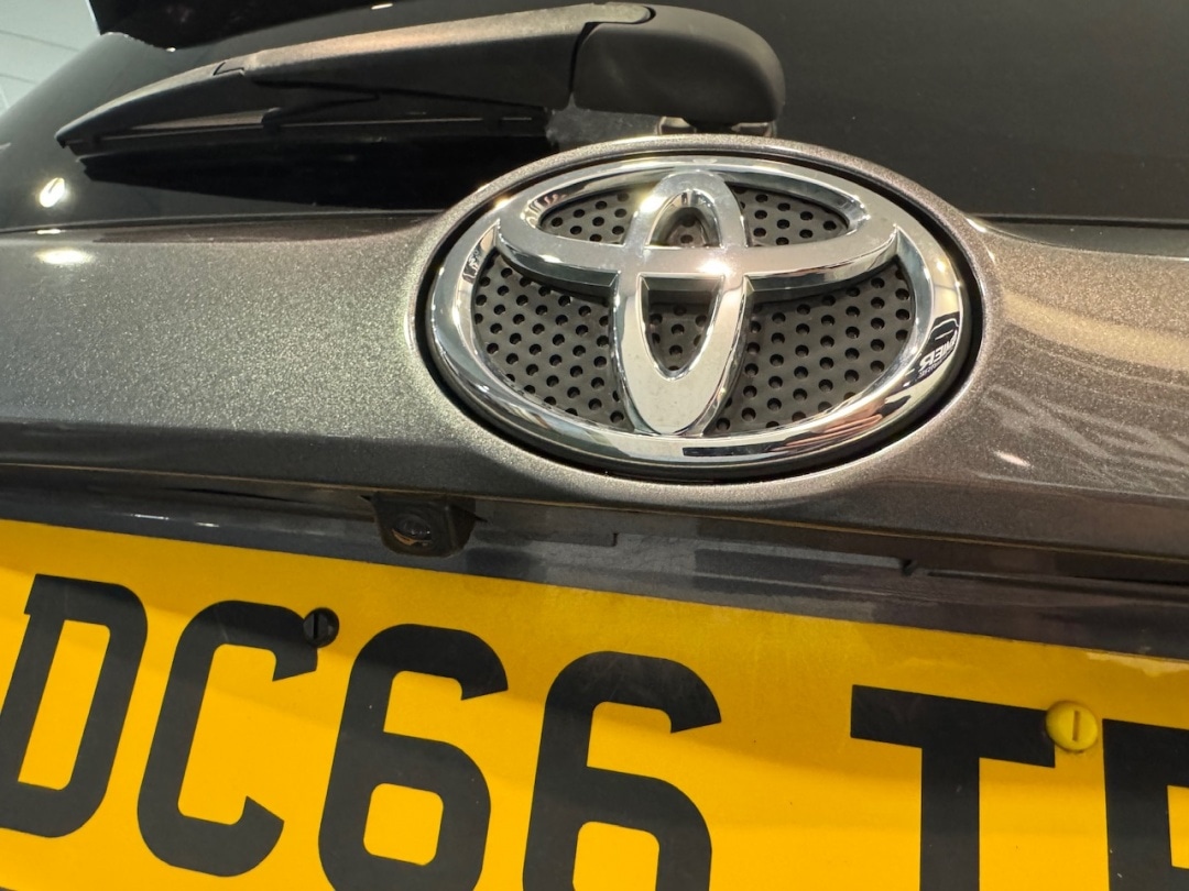 Used Toyota RAV4 2016 for sale - 76392088: Photo 15