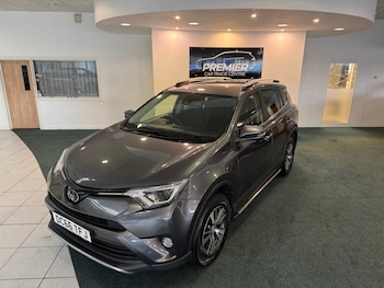 Used Toyota RAV4 2016 for sale - 76392088: Photo