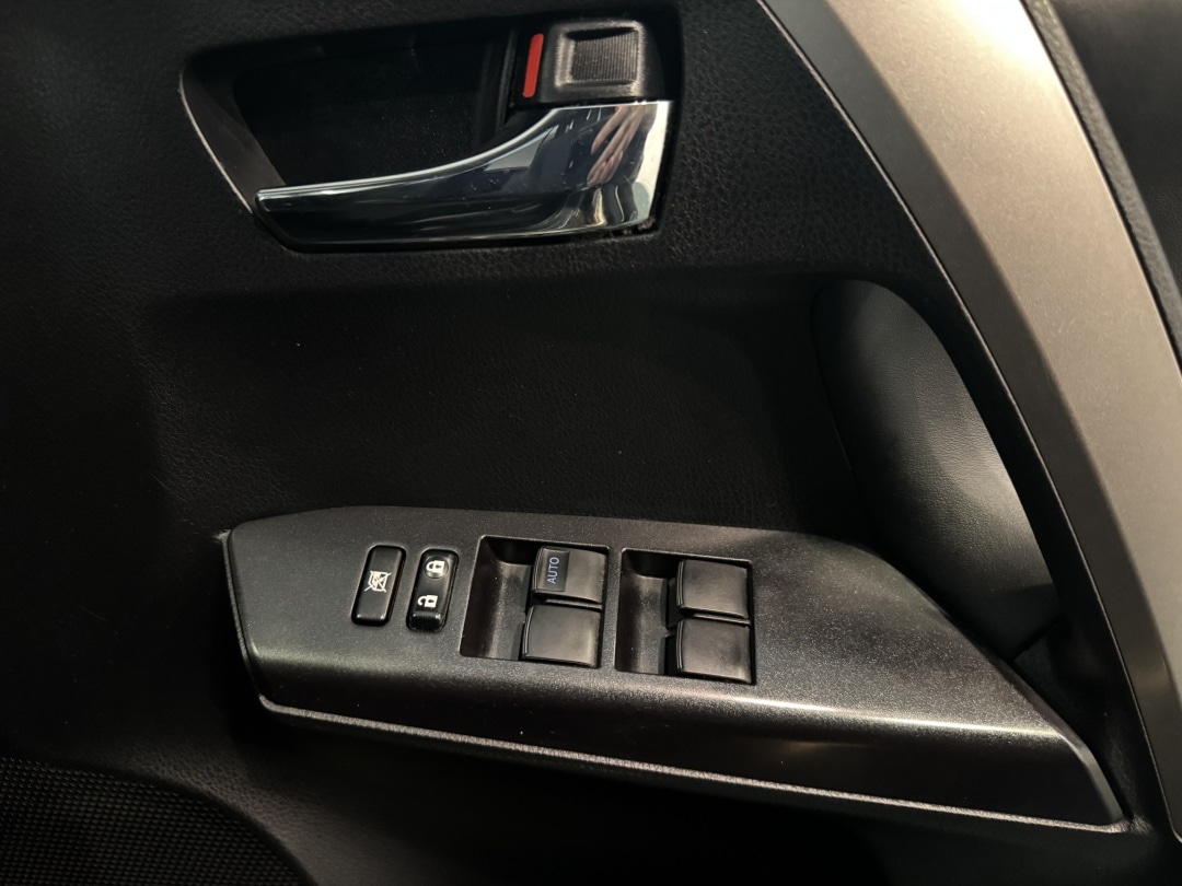 Used Toyota RAV4 2016 for sale - 76392088: Photo 20