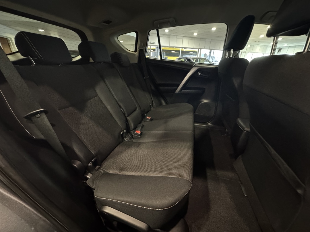 Used Toyota RAV4 2016 for sale - 76392088: Photo 22