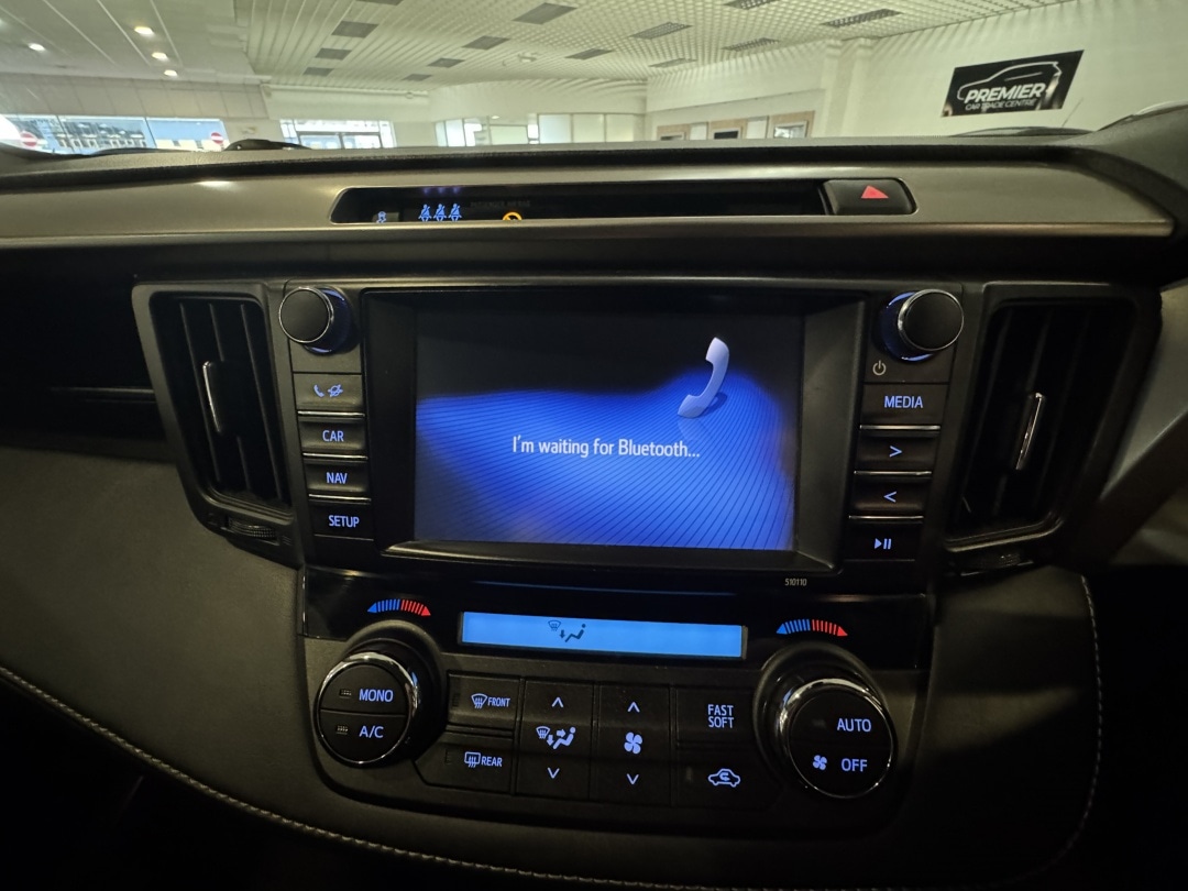 Used Toyota RAV4 2016 for sale - 76392088: Photo 24