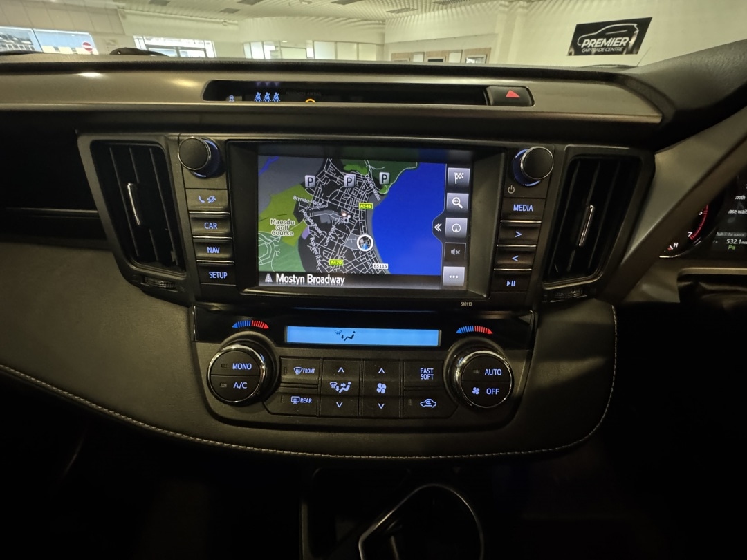 Used Toyota RAV4 2016 for sale - 76392088: Photo 25