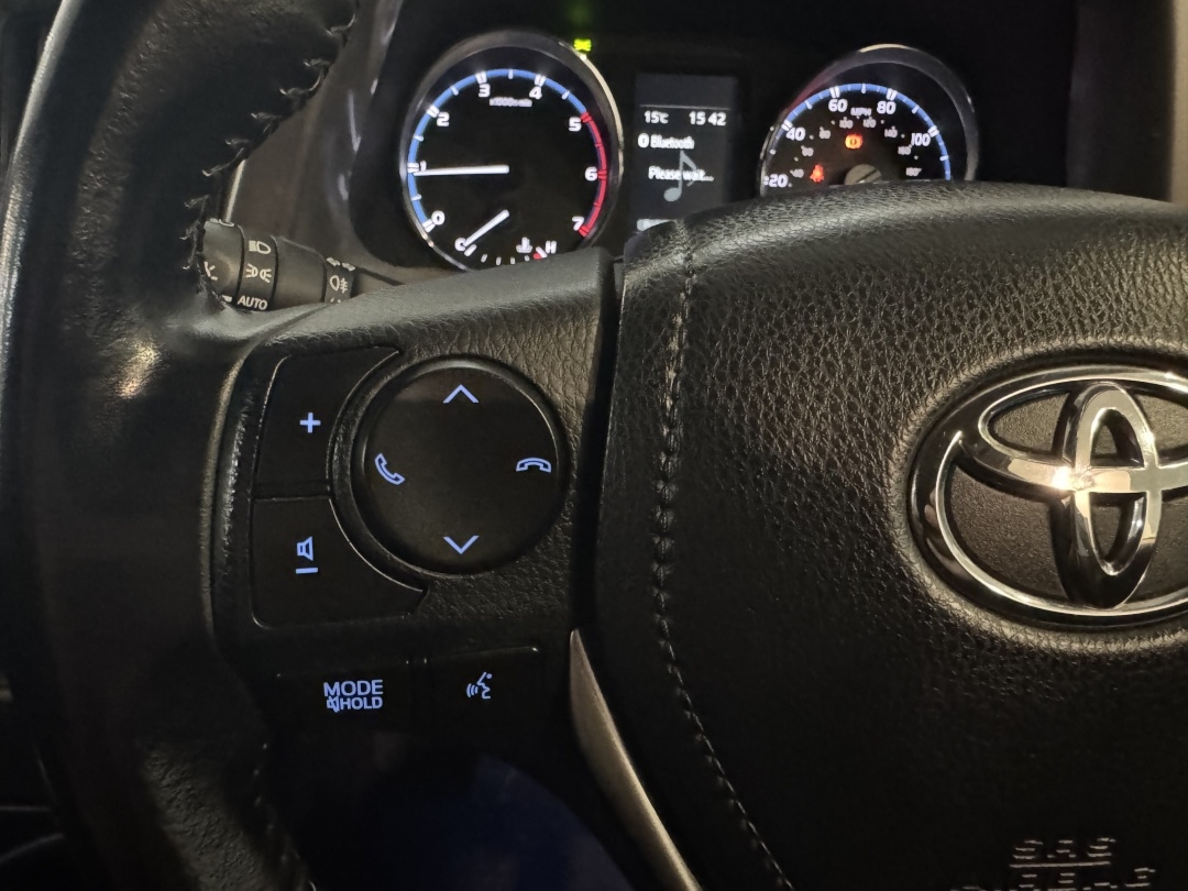 Used Toyota RAV4 2016 for sale - 76392088: Photo 26