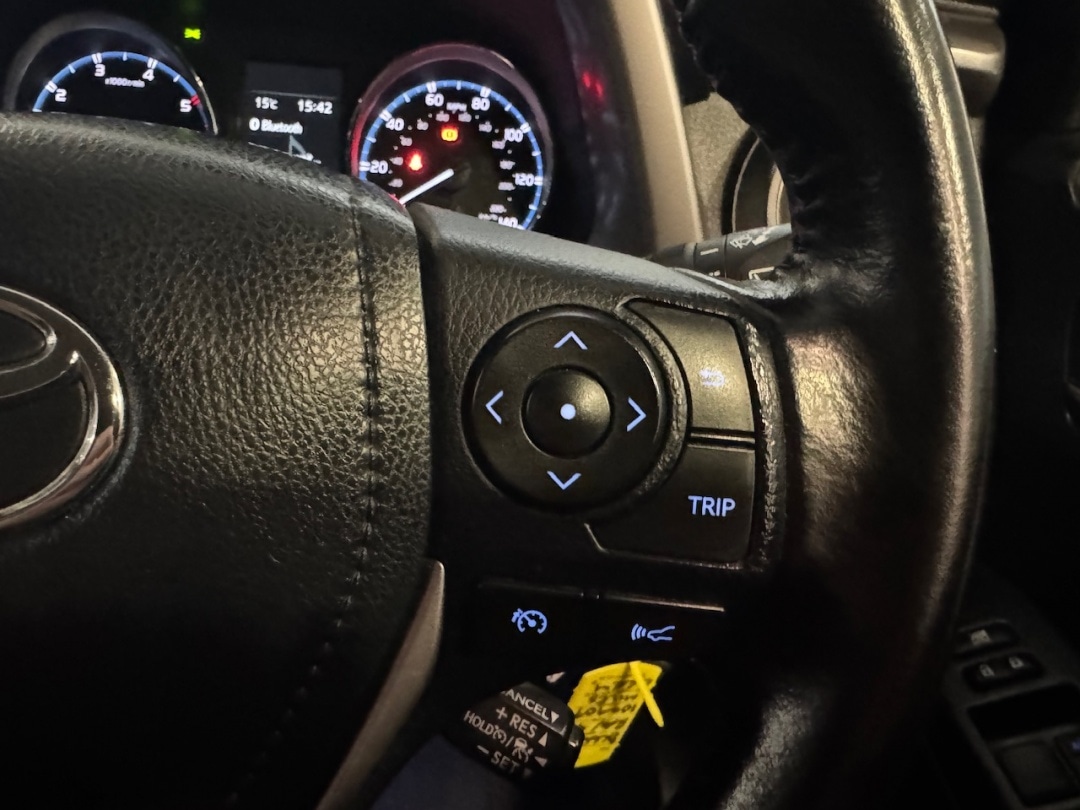 Used Toyota RAV4 2016 for sale - 76392088: Photo 27