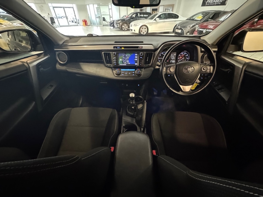 Used Toyota RAV4 2016 for sale - 76392088: Photo 28