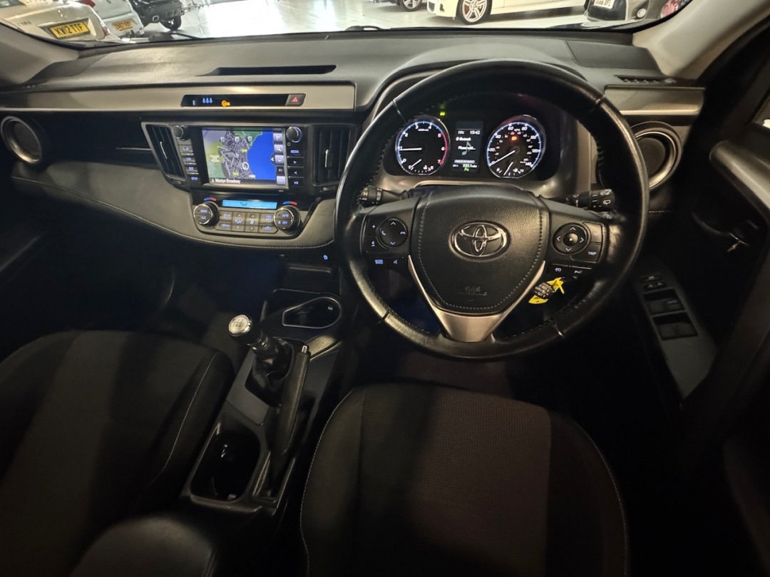 Used Toyota RAV4 2016 for sale - 76392088: Photo 29