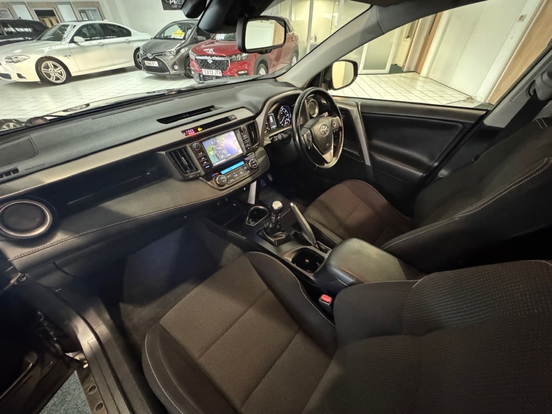 Used Toyota RAV4 2016 for sale - 76392088: Photo 34