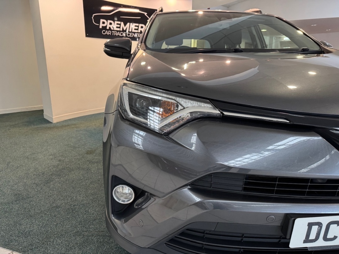 Used Toyota RAV4 2016 for sale - 76392088: Photo 4