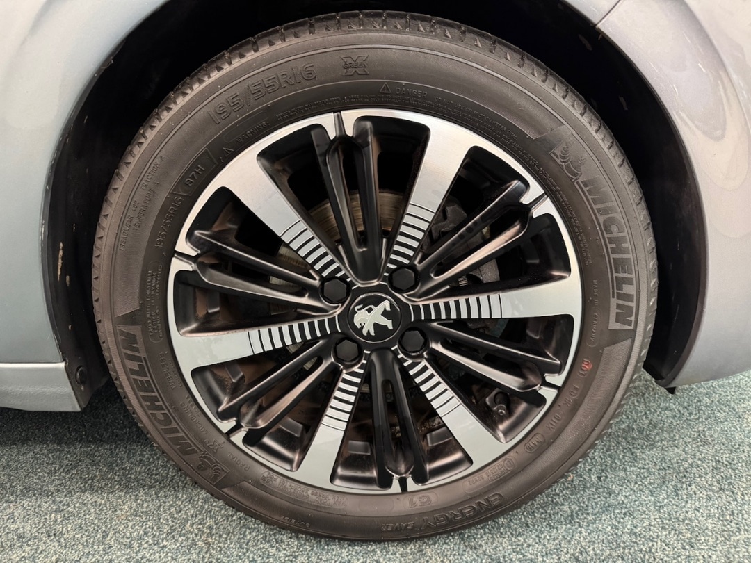 Used Peugeot 208 2019 for sale - 77905633: Photo 17