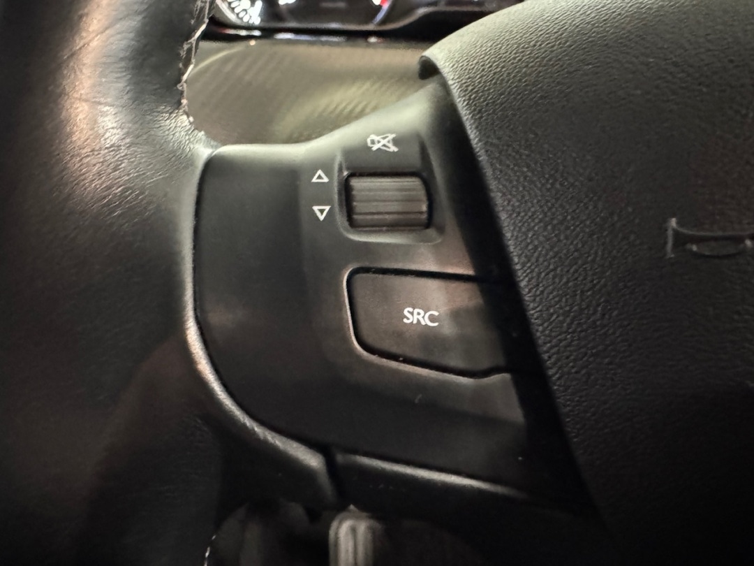 Used Peugeot 208 2019 for sale - 77905633: Photo 26