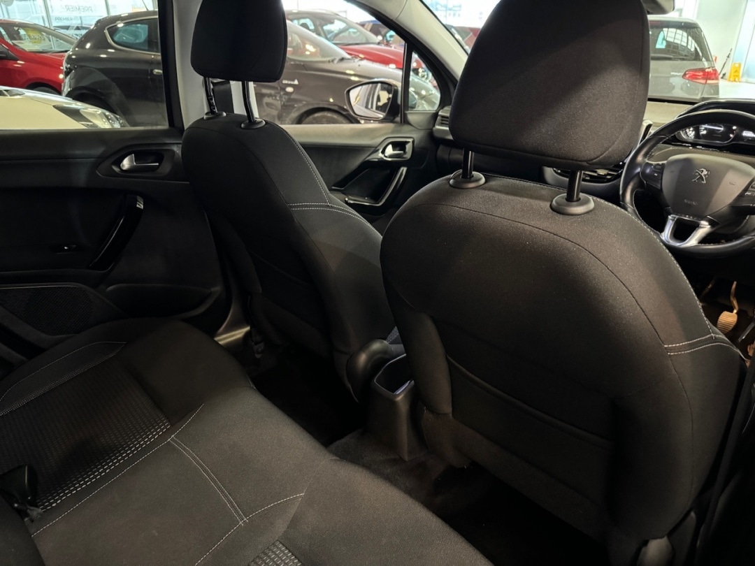 Used Peugeot 208 2019 for sale - 77905633: Photo 29