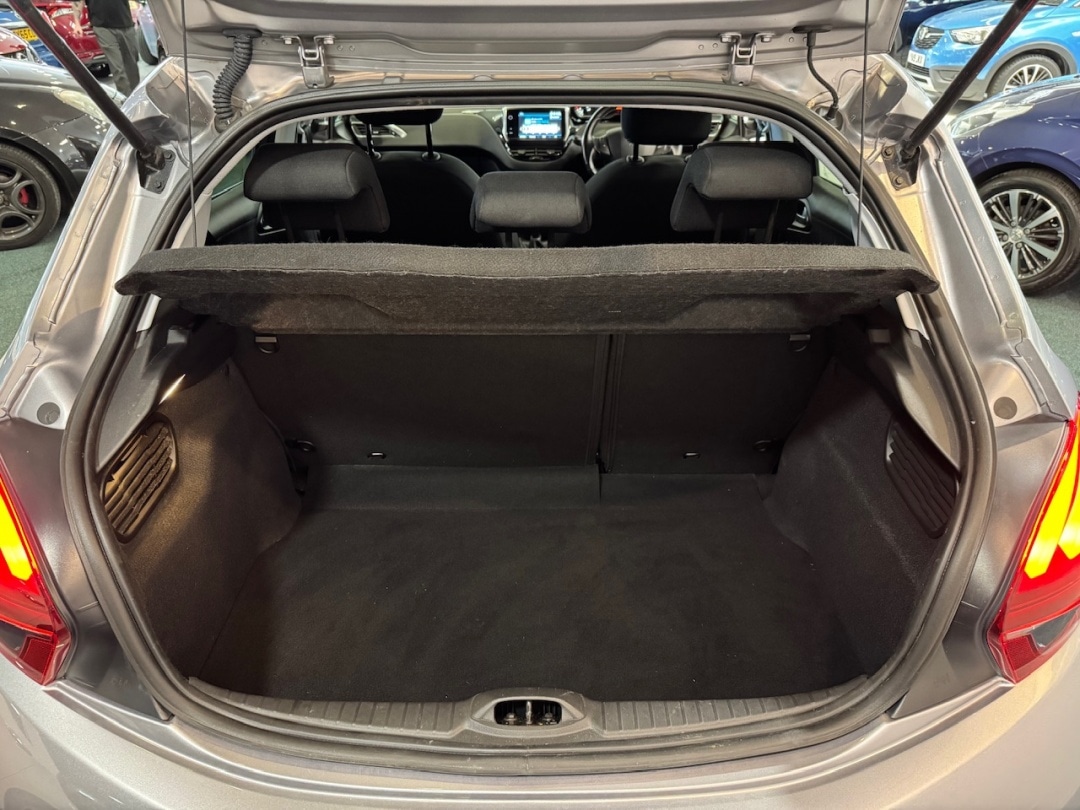 Used Peugeot 208 2019 for sale - 77905633: Photo 33