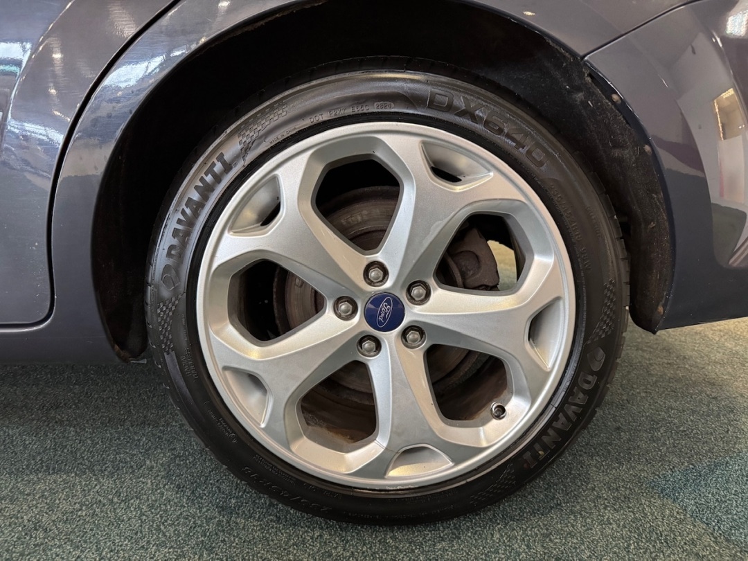 Used Ford Mondeo 2010 for sale - 76791645: Photo 14