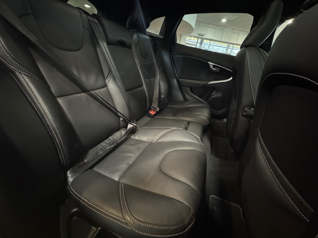 Used Volvo V40 2019 for sale - 78134037: Photo 18