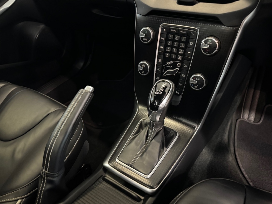 Used Volvo V40 2019 for sale - 78134037: Photo 24