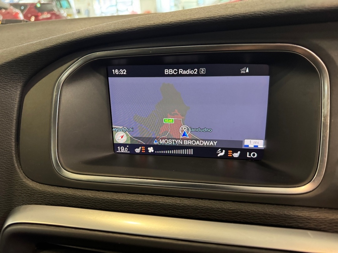 Used Volvo V40 2019 for sale - 78134037: Photo 26