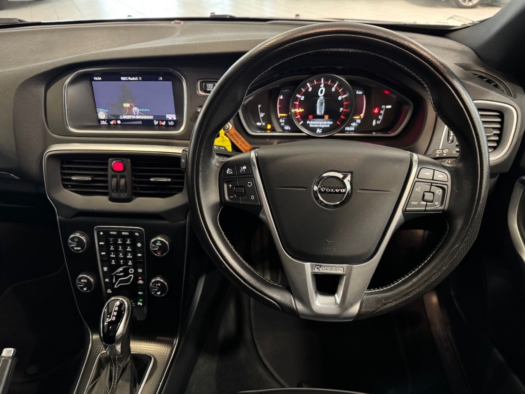 Used Volvo V40 2019 for sale - 78134037: Photo 33