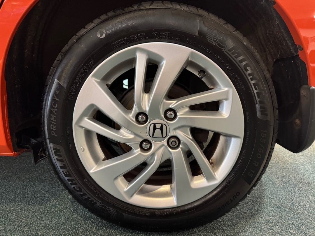 Used Honda Jazz 2015 for sale - 77200670: Photo 15