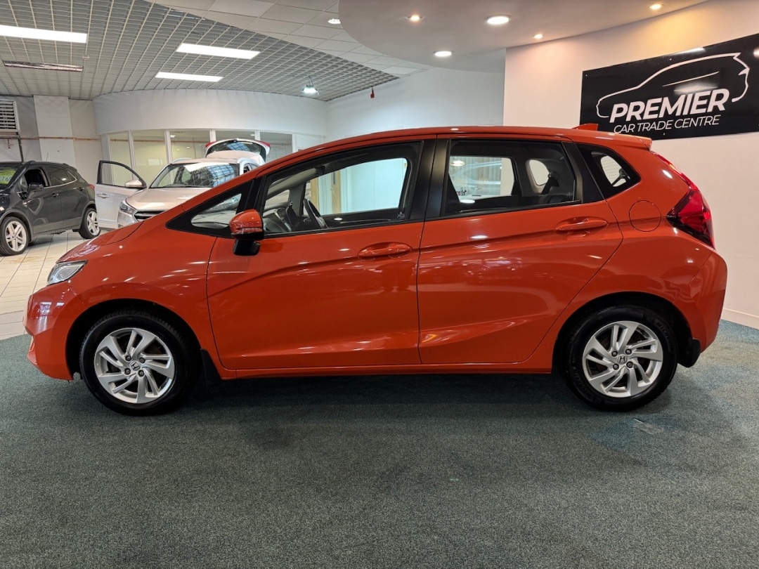 Used Honda Jazz 2015 for sale - 77200670: Photo 3