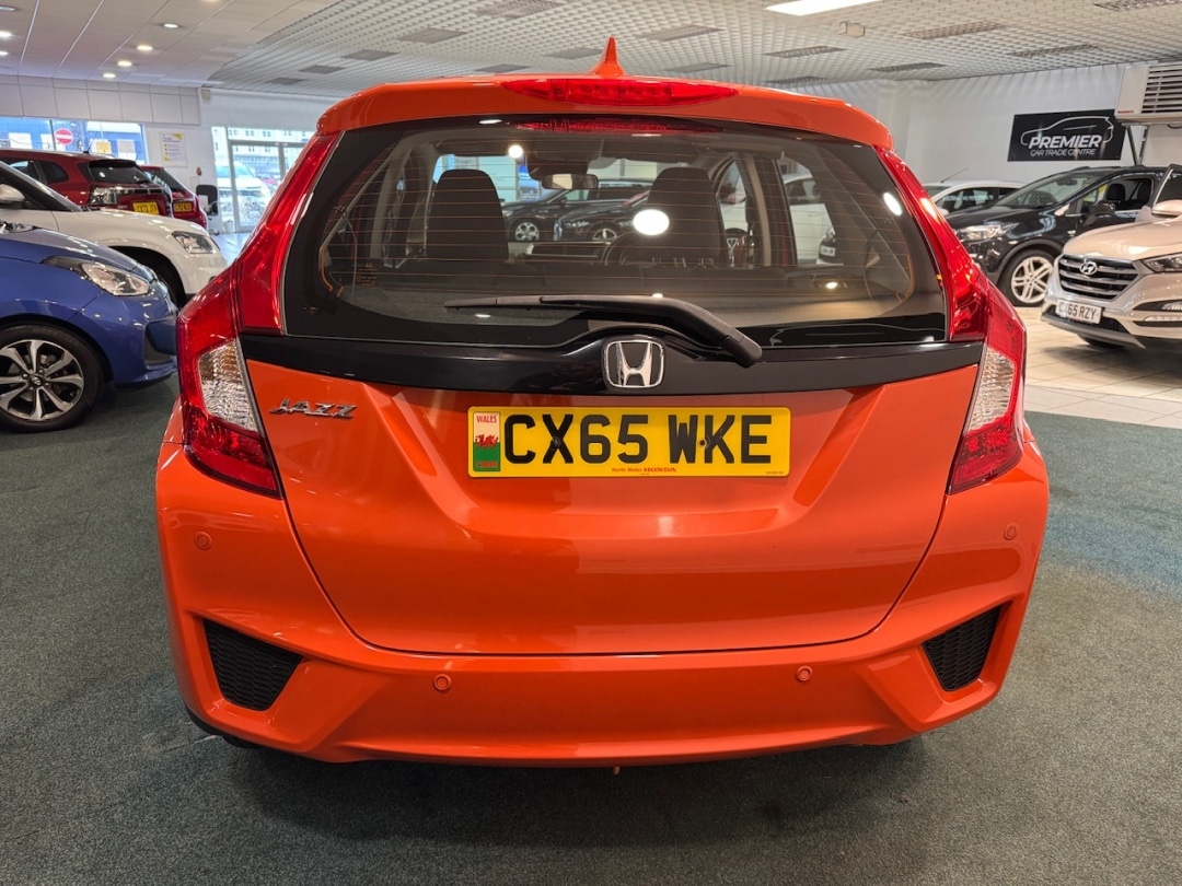 Used Honda Jazz 2015 for sale - 77200670: Photo 5