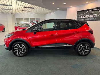 Used Renault Captur 2018 for sale - 76438743: Photo