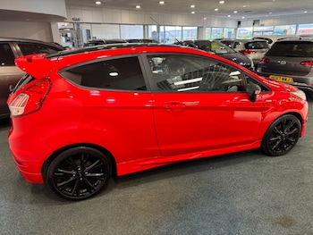 Used Ford Fiesta 2017 for sale - 78614089: Photo