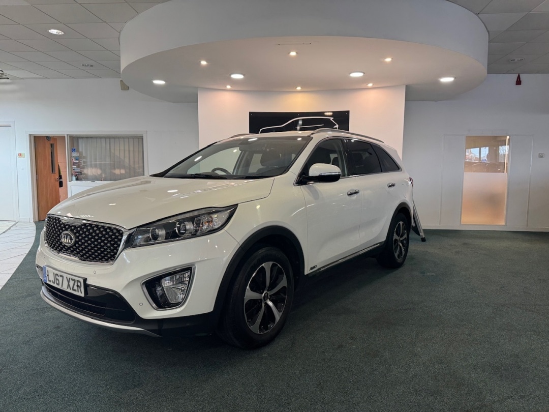 Used Kia Sorento 2017 for sale - 78105771: Photo 2