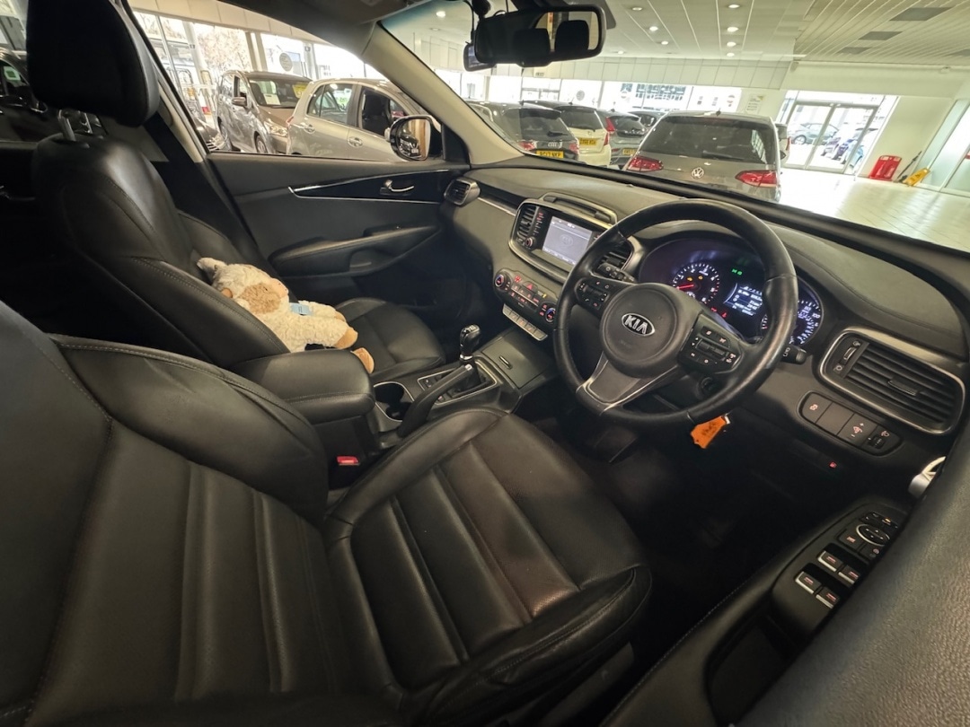 Used Kia Sorento 2017 for sale - 78105771: Photo 32