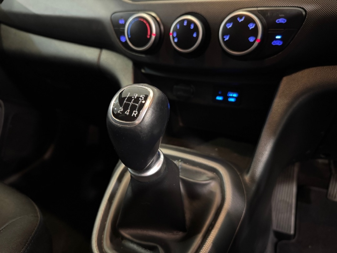 Used Hyundai i10 2018 for sale - 77301587: Photo 25