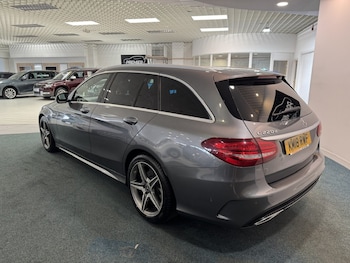Used Mercedes-Benz C Class 2018 for sale - 79005231: Photo