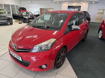 Used Toyota Yaris 2014 for sale - 79605910: Photo