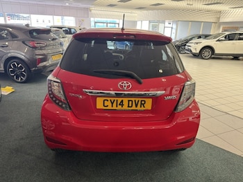 Used Toyota Yaris 2014 for sale - 79605910: Photo