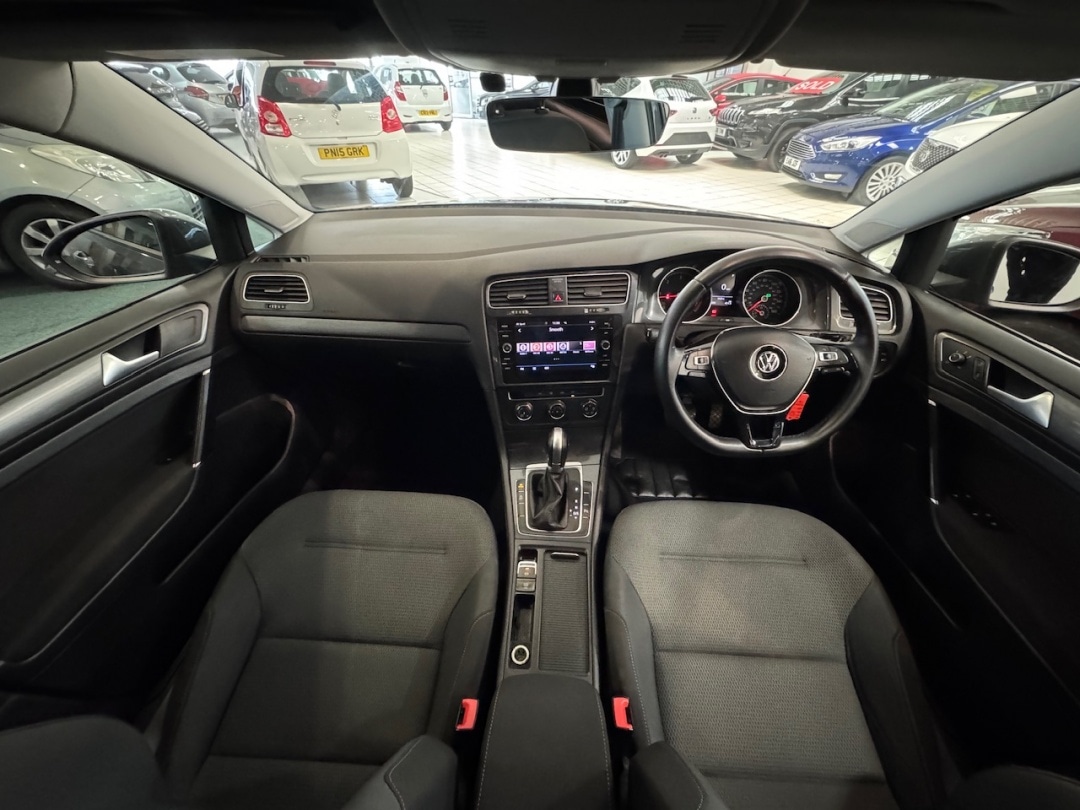 Used Volkswagen Golf 2018 for sale - 78043729: Photo 16