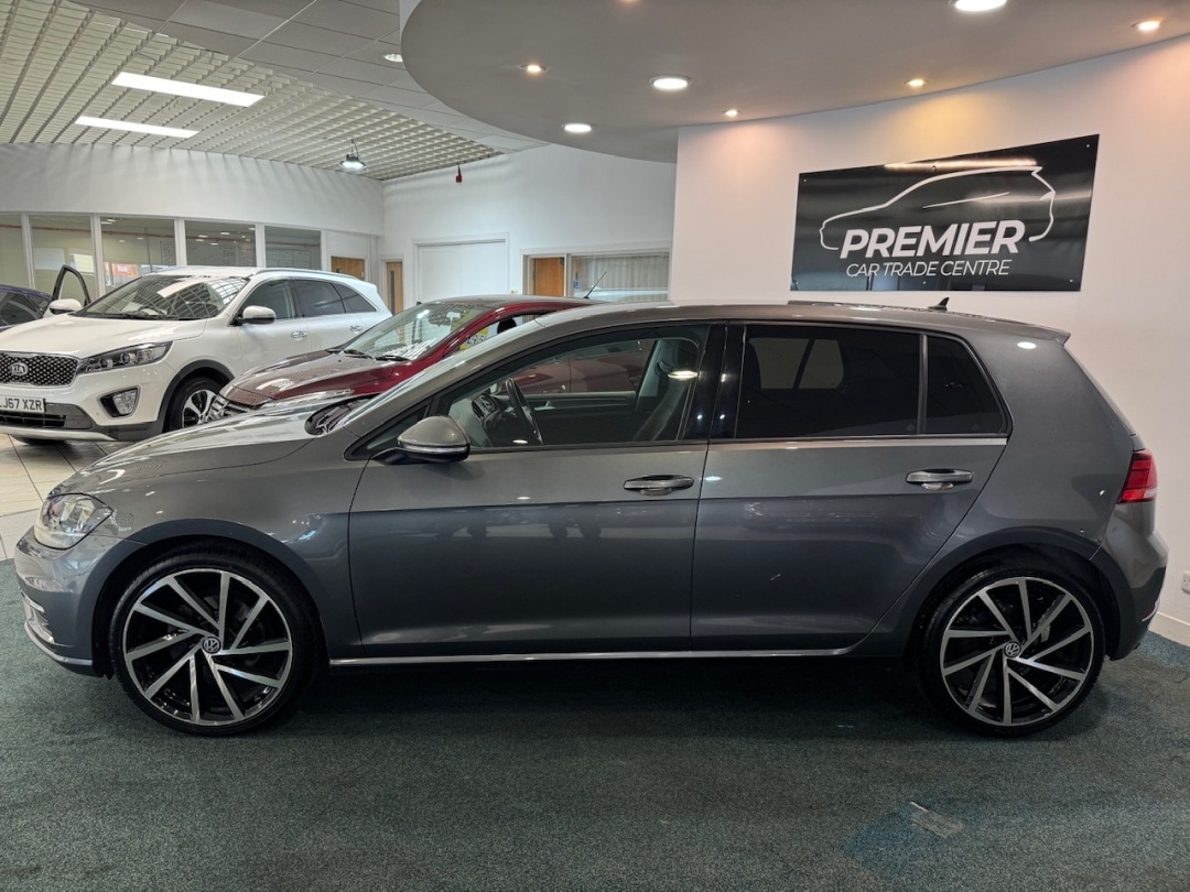 Used Volkswagen Golf 2018 for sale - 78043729: Photo 4