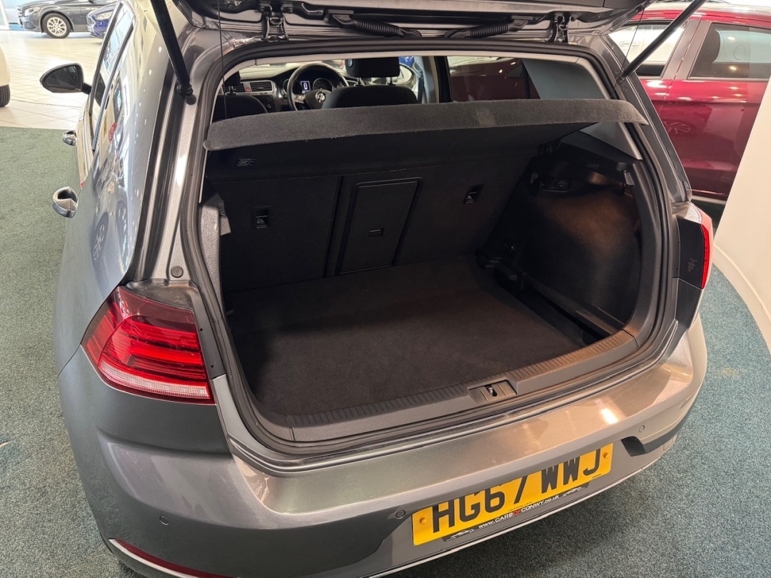 Used Volkswagen Golf 2018 for sale - 78043729: Photo 7