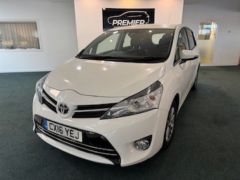 Used Toyota Verso undefined for sale - 77023774: Photo