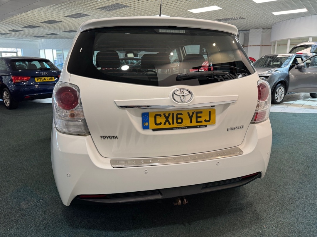 Used Toyota Verso for sale - 77023774: Photo 3