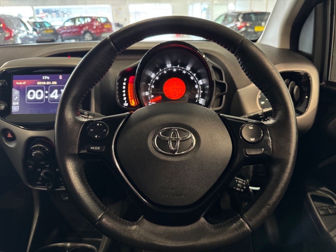 Used Toyota AYGO 2020 for sale - 76105288: Photo 17