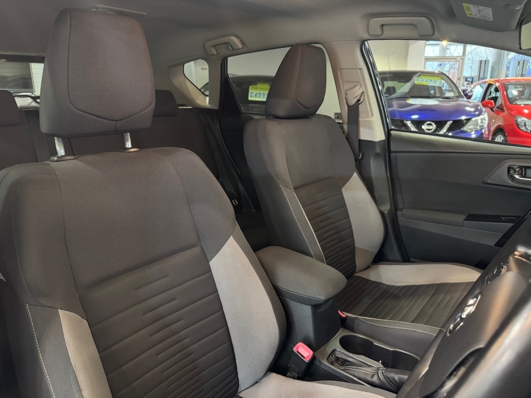 Used Toyota Auris 2016 for sale - 77236011: Photo 15