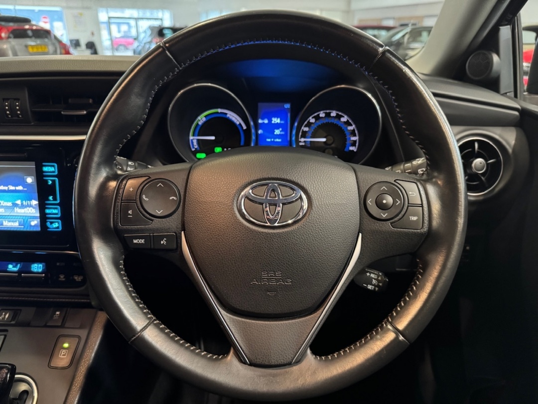 Used Toyota Auris 2016 for sale - 77236011: Photo 16