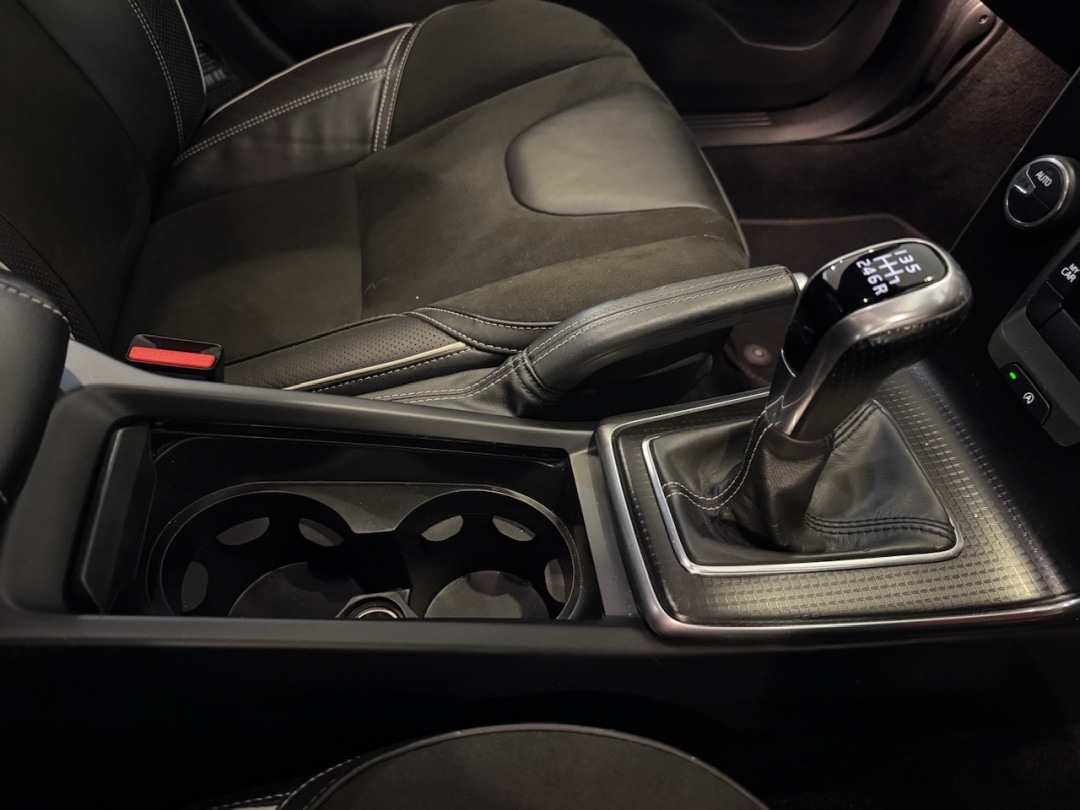 Used Volvo V40 2017 for sale - 75957301: Photo 25